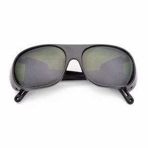 PRO-GUARD 700 Premium Laser Protective Goggles - 600nm to 700nm Red Laser Safety Glasses, Impact-Resistant Polycarbonate, Ergonomic Over-Prescription Fit for Industrial & Medical Labs.