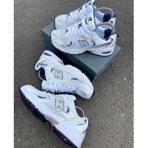 Genetic White Unisex Chunky Sneakers – Fashion Thick Sole Trainers, Breathable Street Style Running Shoes