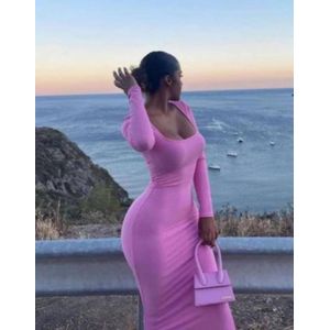 Adorable bodycon dress for beautiful ladies