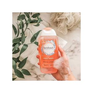 Fem Fresh Intimate skincare femimine daily wash -Big 250ml