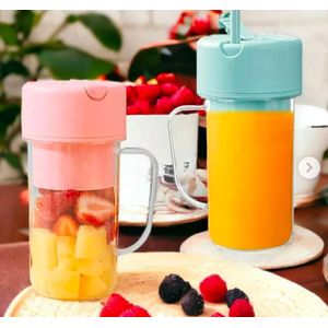 Rechargeable Mini USB Fruit Juicer Blender Smoothie Maker 1pc