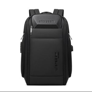 Premium Luxury Anti-Theft USB Smart Shock And Waterproof Hardshell Backpack