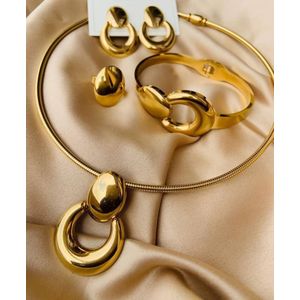Lovely choker necklace jewelry set