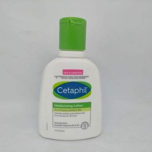 Cetaphil Moisturizing Lotion Face And Body 4FL Oz (118ml)..