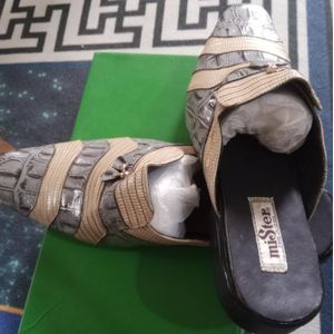 Mister Mis Senior Half Shoe- White
