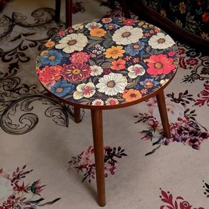 Mandala-patterned coffee table, Nordic style, small round table for bedroom, living room, sofa, bedside table.