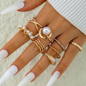 8pcs Gold Trendy Rings With Pearl Knuckle Ring Set for ladies 