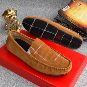 Quality Sophisticated Men's Leather Clark Shoe - Brown