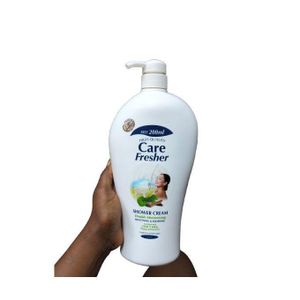 Care Fresh Goat Milk Whitenin Shower Bath-200ml