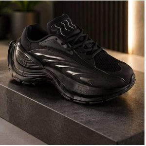 Men's Sculpted Futuristic Wave Platform Sneakers - All-Black Metallic Cushioning Walking Shoes
