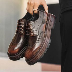 Men casual shoe brown platform