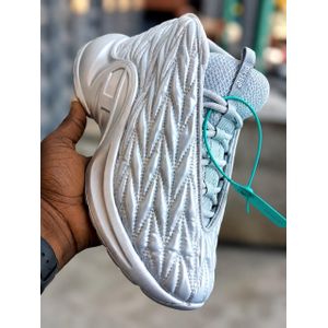 Footwear Grey/silver-ish quilted chunky sneaker