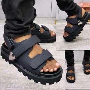 Fashion Shoes Luxury Chunky Leather parachute Sandals