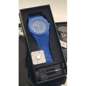  ValenZo Plastic Ceramic Waterproof Sophisticated Wristwatch