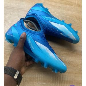 SPORT Men Sharp Soccer Boot