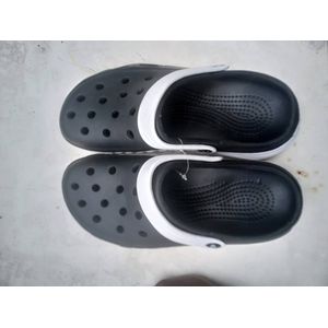 fuzzy camo crocs