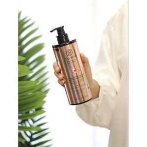 Niu Skin Body Lotion With Alpha Arbutin Naccinamide & Vitamin C