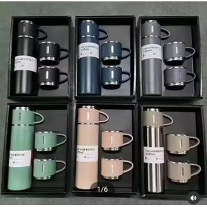 Stainless Steel Flask(Vacuum Flask 3 Cups) X1
