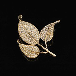Beautiful Korean Gold Brooch - OS35