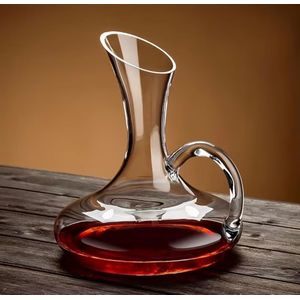 Clo A 1200ml Uniquely Designed Decanter for Home Use, Made of Commercial-Grade Crystal Glass, Featuring A U-Shape and A Harp-Like Design, Ideal for Serving Red Beverages.
