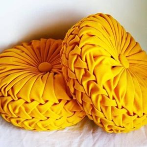 Pillow 17 inch 2 in round shaped  decorative throws