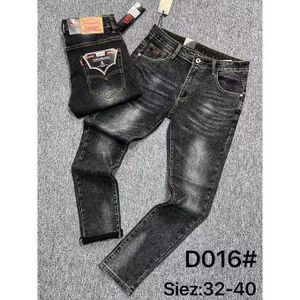 Quality Non Faded Black Jean For Men