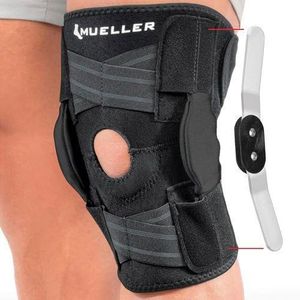 Mueller Hinged Wraparound Knee Brace, Unisex - Black SM/MD