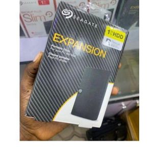 SEAGATE Technology 1TB Expansion Hardrive