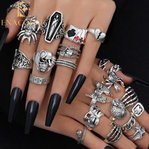 24Pcs/Set Punk Rock Dark Black Skeleton Spider Cards Solitaire Rings Set for Women Male Joint Rings Retro Jewelry Accessories