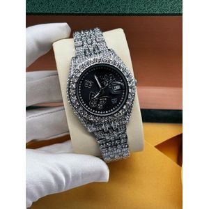 LADIES BEAUTIFUL ICE WRISTWATCH + NICE BRACELET AND NECKLESS 