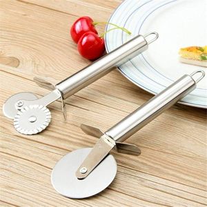 2 pcs combo Non Slip Pizza Cutter Wheel Kitchen Stainless Steel Pizza Cutter ..