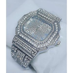 Men Silver Rhinestone Wristwatch