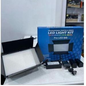 PRO LED 800 + 2 BATTERIES + CHARGER DOCK + CABLE +2.1m Stand + Remote, Professional Video & Photo Varicolour 3200-6500K LED Lights Kit for Livestream, Studio, Vlog, Make-up, Podcast Tiktok