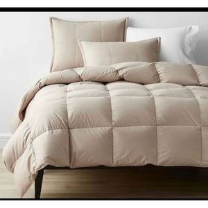 Correct DUVET,Bedsheet With 4  Pillow Cases