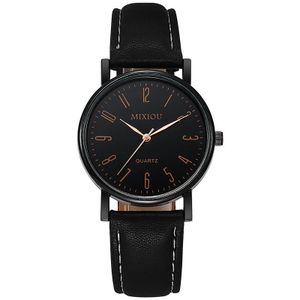  Men's Leather Strap Quartz Watch Simple Leisure - Black