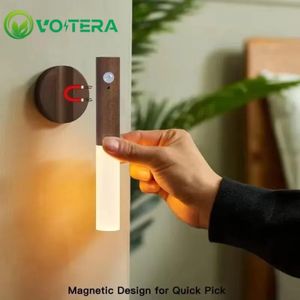 VoltEra LED night light, USB rechargeable, intelligent human body sensor, suitable for bedside tables, home wardrobes, lighting, motion sensor light, LED light.