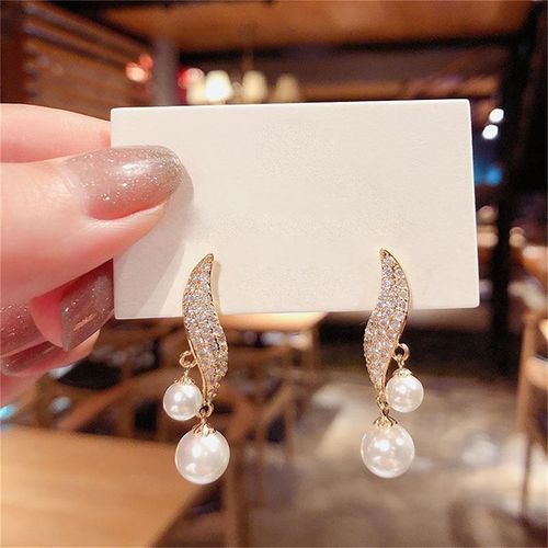 Earrings high end shop