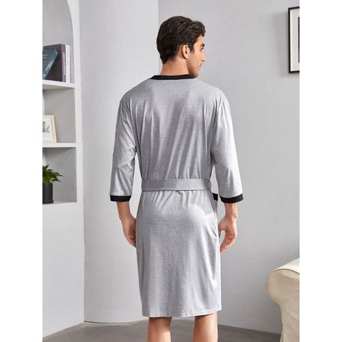 Pyjamas gown store