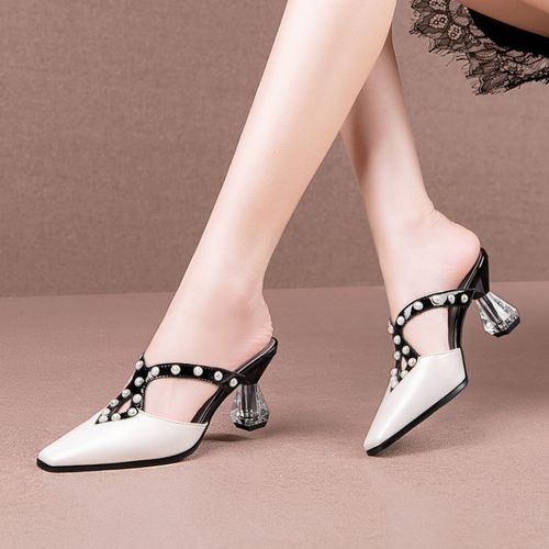Pointed heels slippers discount