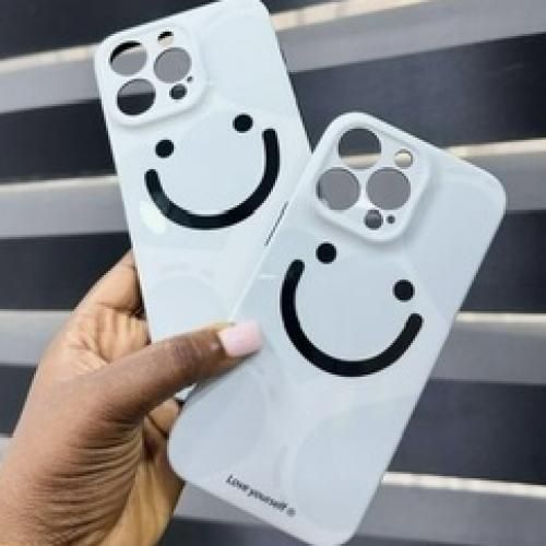 Smile Pouch
