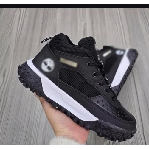 Fashion Men's Motion 6 Mid Hiker (Black/White)