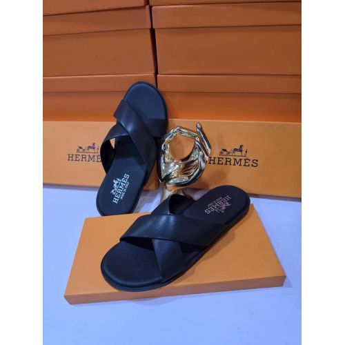 Fashion  Men’s Classic Cross-Palm Leather Slides - Black