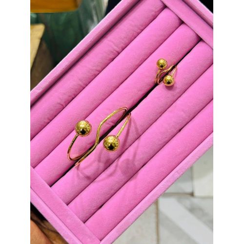 Fashion Beautiful ladies bangle gold with ring