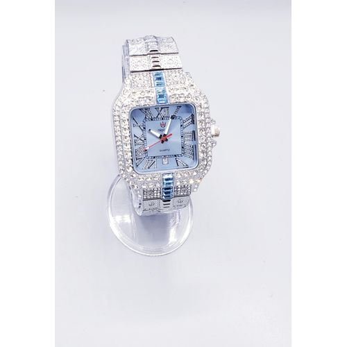 Fashion unique chain wristwatch