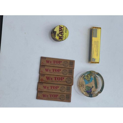 Generic Complete Rolling Kit with Herb Grinder, Lighter, Ash Tray and Rolls Set of 4 Items
