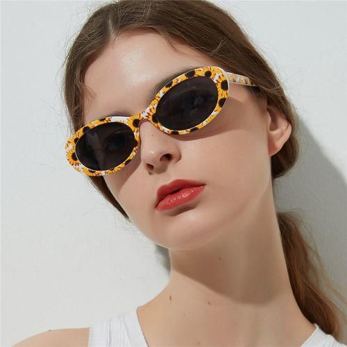 ONIBENZ Daffodils Flower Frame Sunglasses + Leather Case - image 3