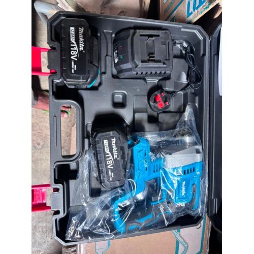 Makita Cordless concrete vibrator 118v 1.2m - image 3