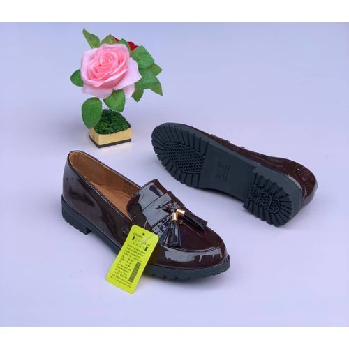 Fashion Unique Classic Ladies Slip-on Flat Shoes With Tassels