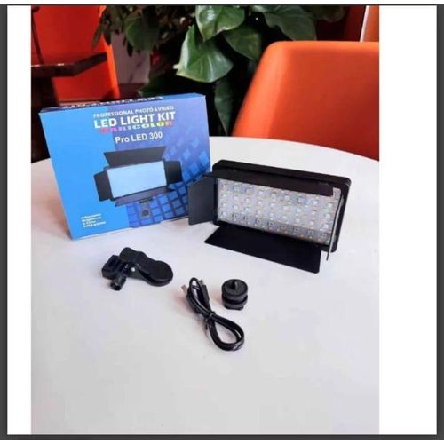 Generic Led Lighting LED LITE PRO LED 300 Light