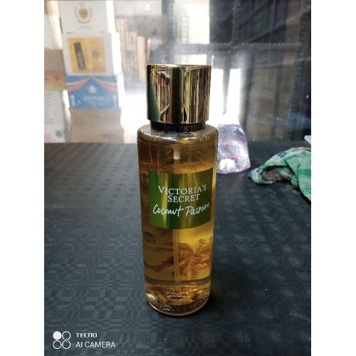 Victoria's Secret Fragrance Mist (Coconut Passion)